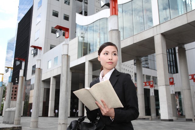 初めての転職で右も左もわからない！転職エージェントに相談して理想の企業に出会えた30代・女性！